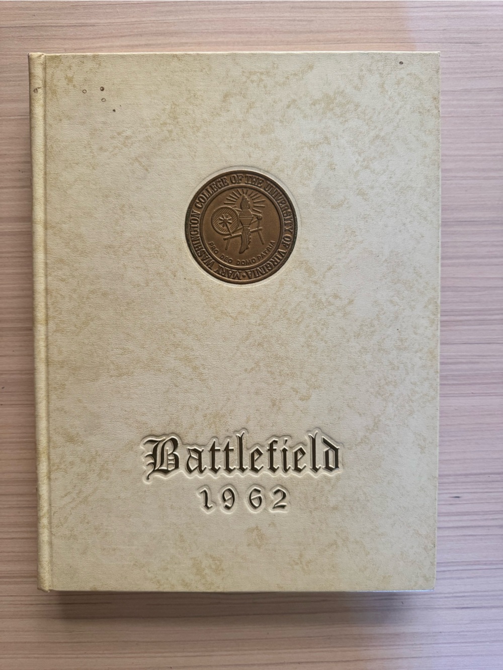 Vintage College Year Book, Battlefield 1962 Mary Washington College UVA